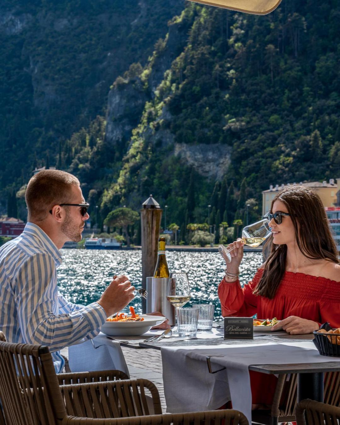 Bellavista Lakefront Hotel & Apartments Riva del Garda Exteriör bild