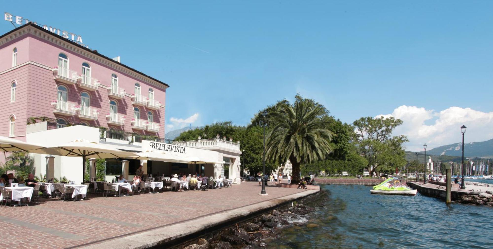 Bellavista Lakefront Hotel & Apartments Riva del Garda Exteriör bild